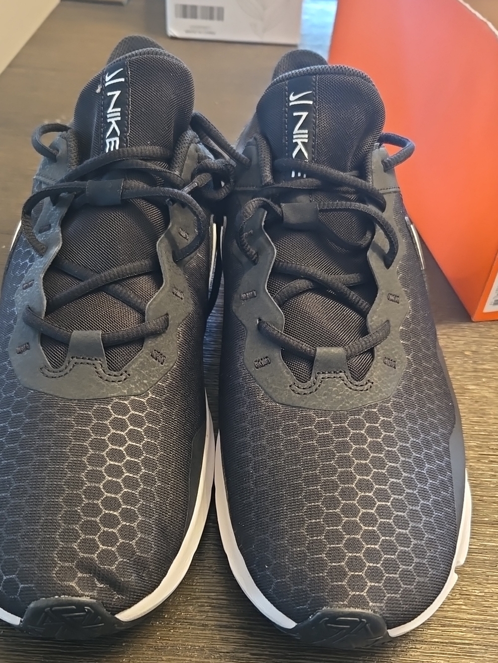Nike Men’s Black Athletic Running Sneakers with White Midsole